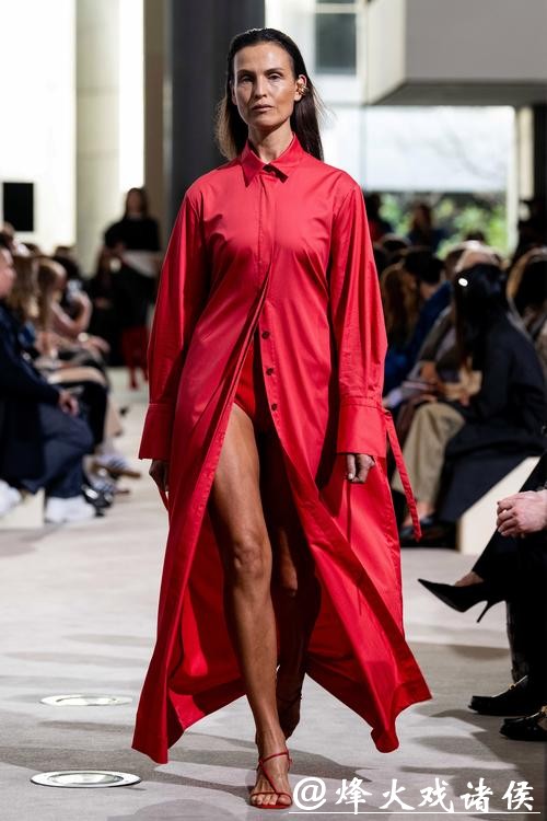 当澳网赛场变成时尚秀场……